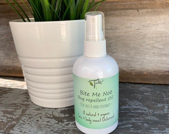 Organic bug repellent oil for all ages