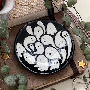 Ghost Clay Ring Jewellery Dish, Cute Ghostie PaintedTrinket Bowl in Black and White - Handmade Autumn Home Decoration