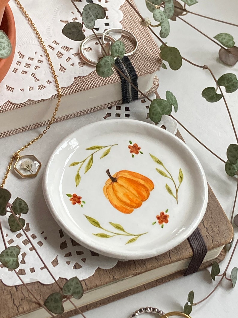 Pumpkin Clay Ring Plate Jewellery Dish, Floral Wreath Autumn Handmade Home Decoration Small image 3