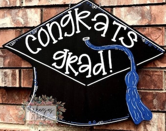 Graduation door hanger, graduation party decor, graduation cap door hanger, graduation wreath, custom graduation gift, custom door hanger