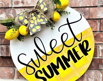 Sweet summer door hanger, summer door decor, summer wreath, lemon door hanger, porch decor, lemon wreath, lemon decor, housewarming gift