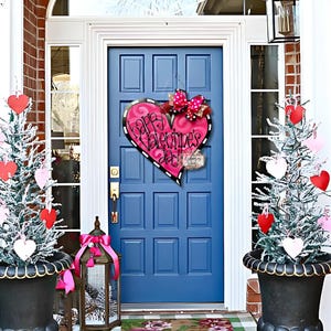 Valentines Door Hanger, Valentines Wreath, Valentines Decor, Heart Door Hanger, Winter Door Hanger, Valentine Door Decoration, Door Sign