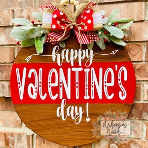 XOXO door hanger, valentines day door hanger, valentines decor, love door hanger, xoxo wreath, xoxo decor, heart door hanger