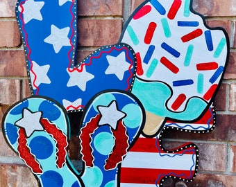 Patriotic Summer Door Hanger: Hand-Painted 4th of July Decor