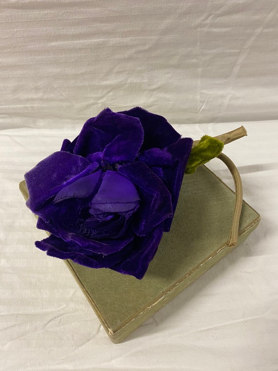 Vintage Art Deco Silk Rose - 1930s Purple Green V… - image 7