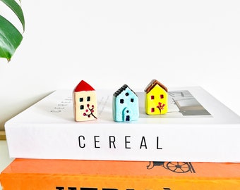 Set Of 3 - Little ceramic houses l sold individually  | Cute mini ceramic houses | putz houses | tiny houses I Handmade Tiny Clay Houses