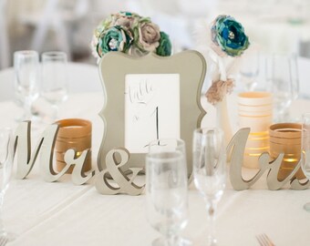 Mr & Mrs Table Sign for Wedding, Mr and Mrs Wedding Signs Glittered, Wedding Sign Sweetheart Table - MRMRSF1