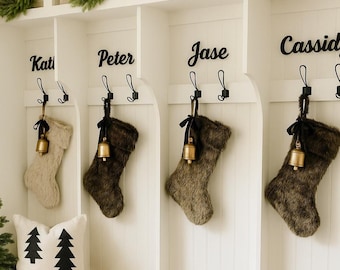 Personalisierter Weihnachtsstrumpf-Anhänger | Cut Holz Namensschild