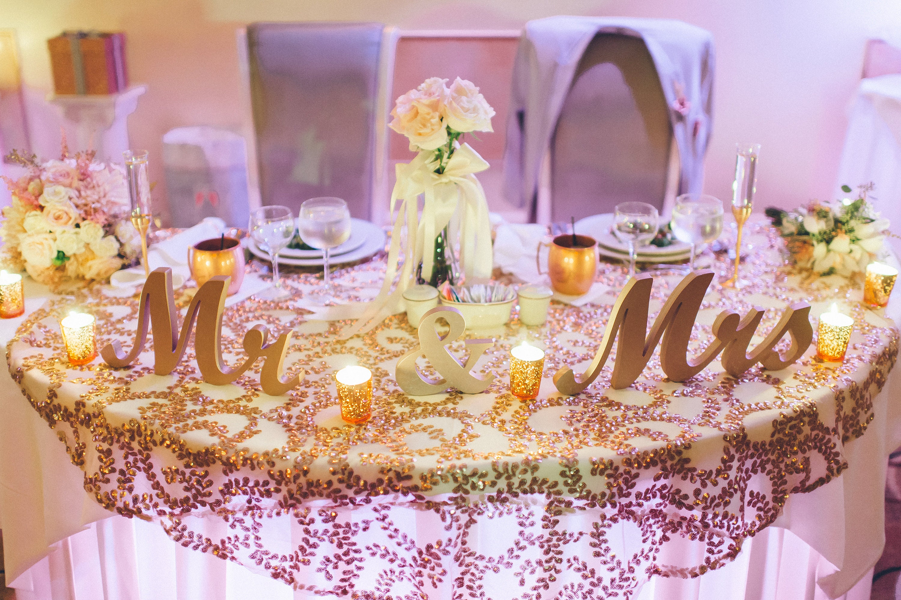 Mr and Mrs Wedding Signs Table Decoration. Rustic Wedding | Etsy