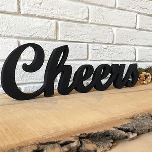 Placa de madeira rústica Cheers em preto ou em qualquer cor da tabela. Decoração de cozinha, Placa de restaurante, Placa de bar, Decoração de bar de casamento