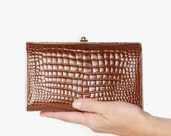 ¡Más Lou To Love! Vintage Lou Taylor Faux Alligator Box estilo bolso