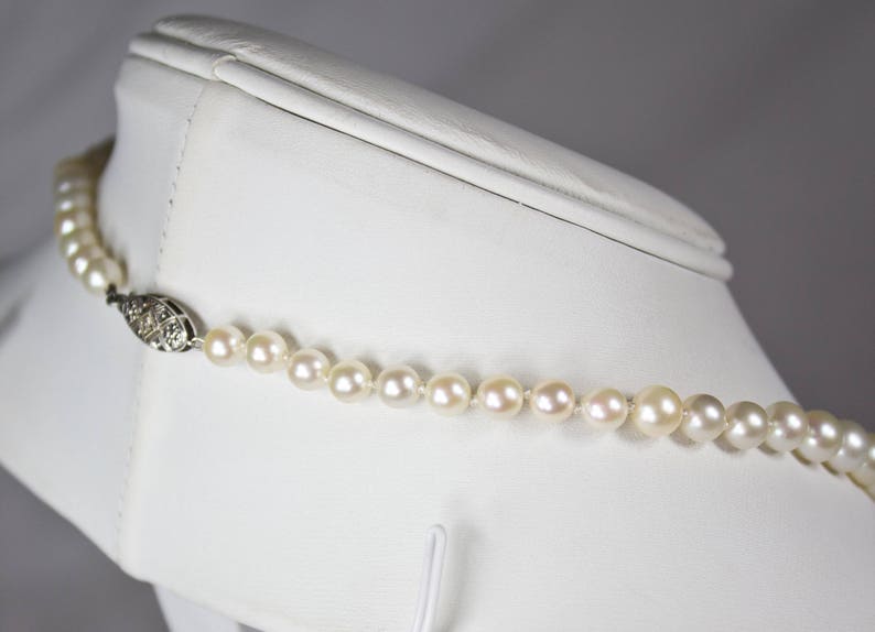 Genuine Pearl Necklace Vintage Graduated Classic Simple Etsy