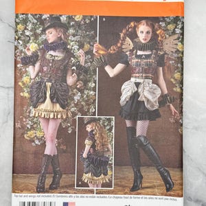 2016 Simplicity 8075 Sewing Pattern - Misses&#39; Steampunk Costumes (Sizes 14-22) - UNCUT and FACTORY FOLDED