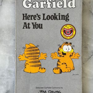 1987 Garfield: Here’s Looking At You - Vintage Comic Collection by Jim Davis - Budget Books