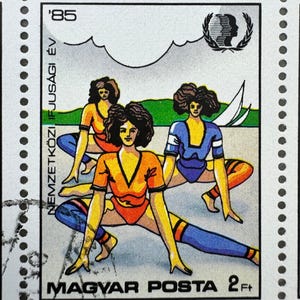 1985 Hungary International Youth Year Stamp Sheet – 25 Cancelled 2 Ft Magyar Posta Stamps – Aerobics Illustration