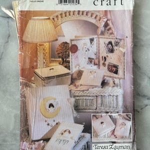 1997 Vogue 9642 Wzór do szycia - Little Angels Desk Accessories autorstwa Teresy Layman - NIEPOCINANY i SKŁADANY FABRYCZNIE