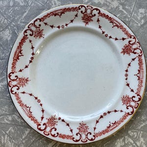 1930年代ヴィンテージ アトラス チャイナ プレート - ブルゴーニュの渦巻き模様と花柄、金縁 - 17 cm (6.7 インチ) - イギリス製