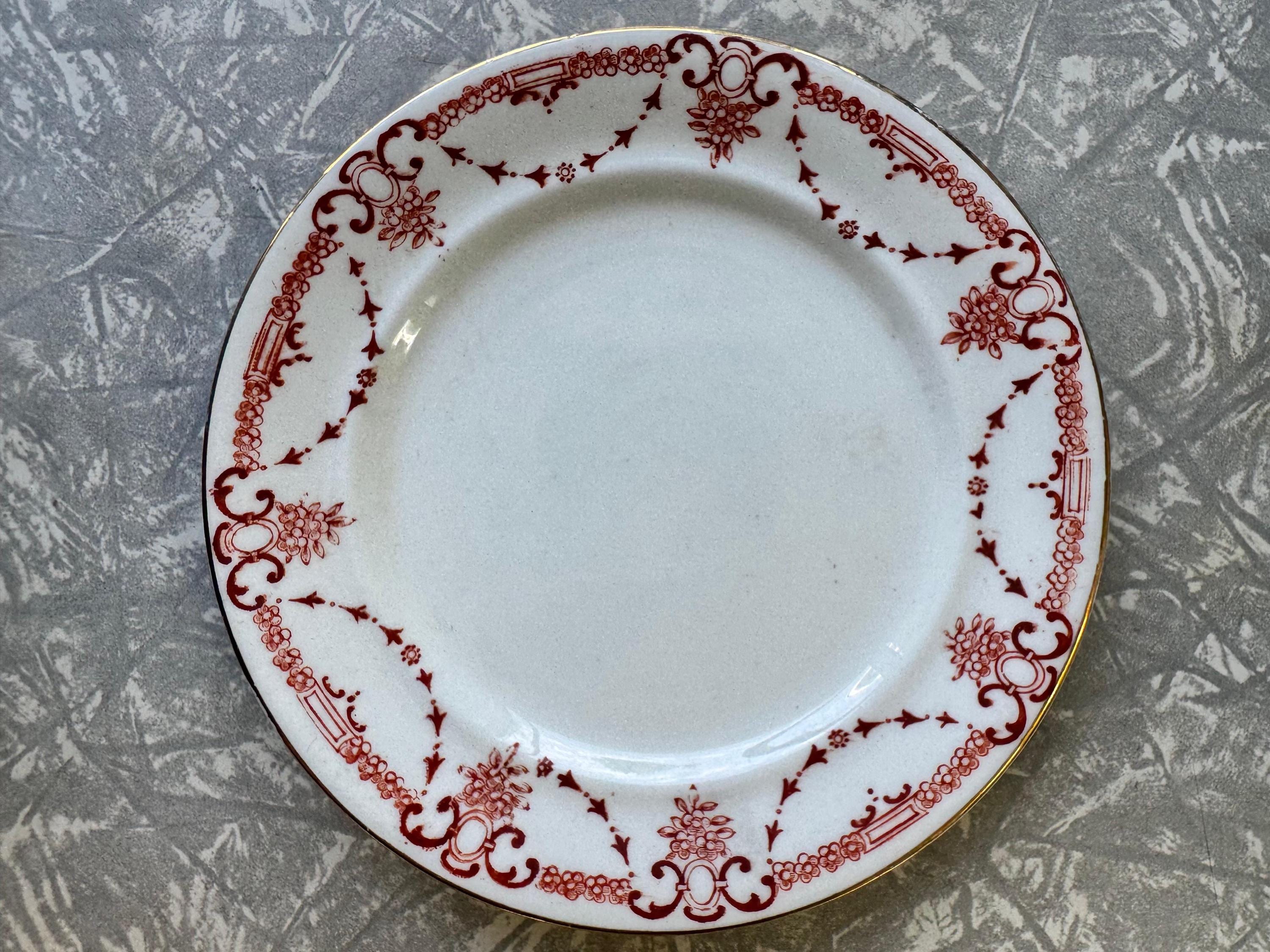 アンティークプレート 1930s Vintage Atlas China Plate - Burgundy Scroll and Floral Trim