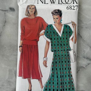1980s New Look 6827 Sewing Pattern - Misses’ Pullover Dress (Sizes 8-18) - V-Neck or Round Neck Style - UNCUT and FACTORY FOLDED