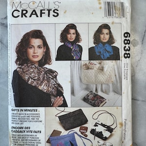 1993 Vintage McCall's 6838 – Naaipatroon drukke vrouw – Tassen, zakjes en accessoires – ONBESNEDEN en IN DE FABRIEK GEVOUWEN