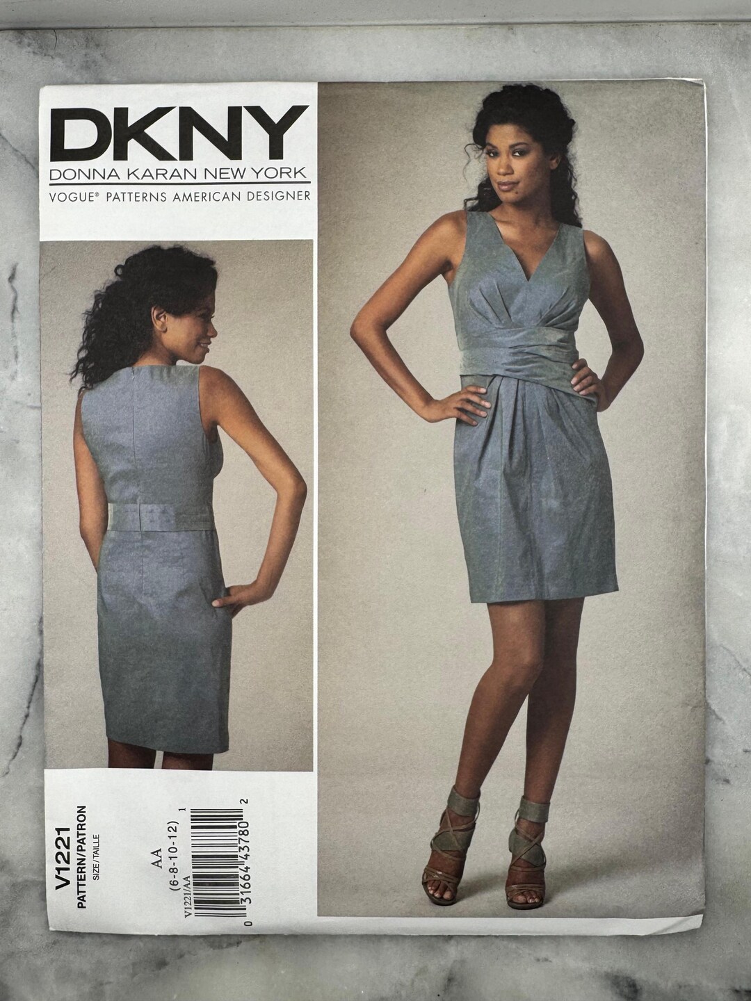 2011 Vogue V1221 Sewing Pattern - Misses' Dress (sizes 6-12) - DKNY ...
