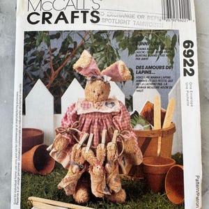 1994 Vintage McCall&#39;s 6922 – Bunny Love with Clothesline Babies – UNCUT and FACTORY FOLDED