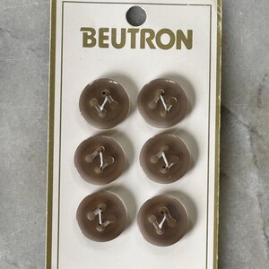 Ensemble de boutons ronds marron vintage en plastique - 6 boutons assortis - 1,3 cm (0,52 pouce) - Accessoires de couture - Fabriqué en Australie