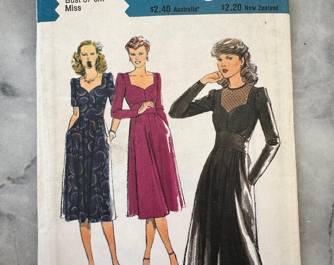 1980s Vintage Style 2906 – Size 12 – Mid-length Dresses With Gathered ...