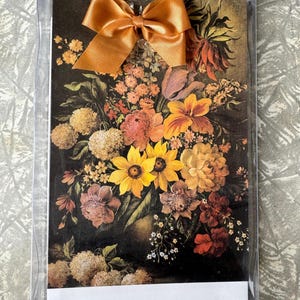 Vintage Classical Art Notecards Set with Envelopes - Floral & Victorian Designs - 9 Cards in Gift Box