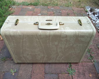 Samsonite Shwayder Bros Marbleized Beige Hard Side Suitcase Circa 50's  (21x13x7)