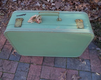 1950's Starline Lady Baltimore Suitcase