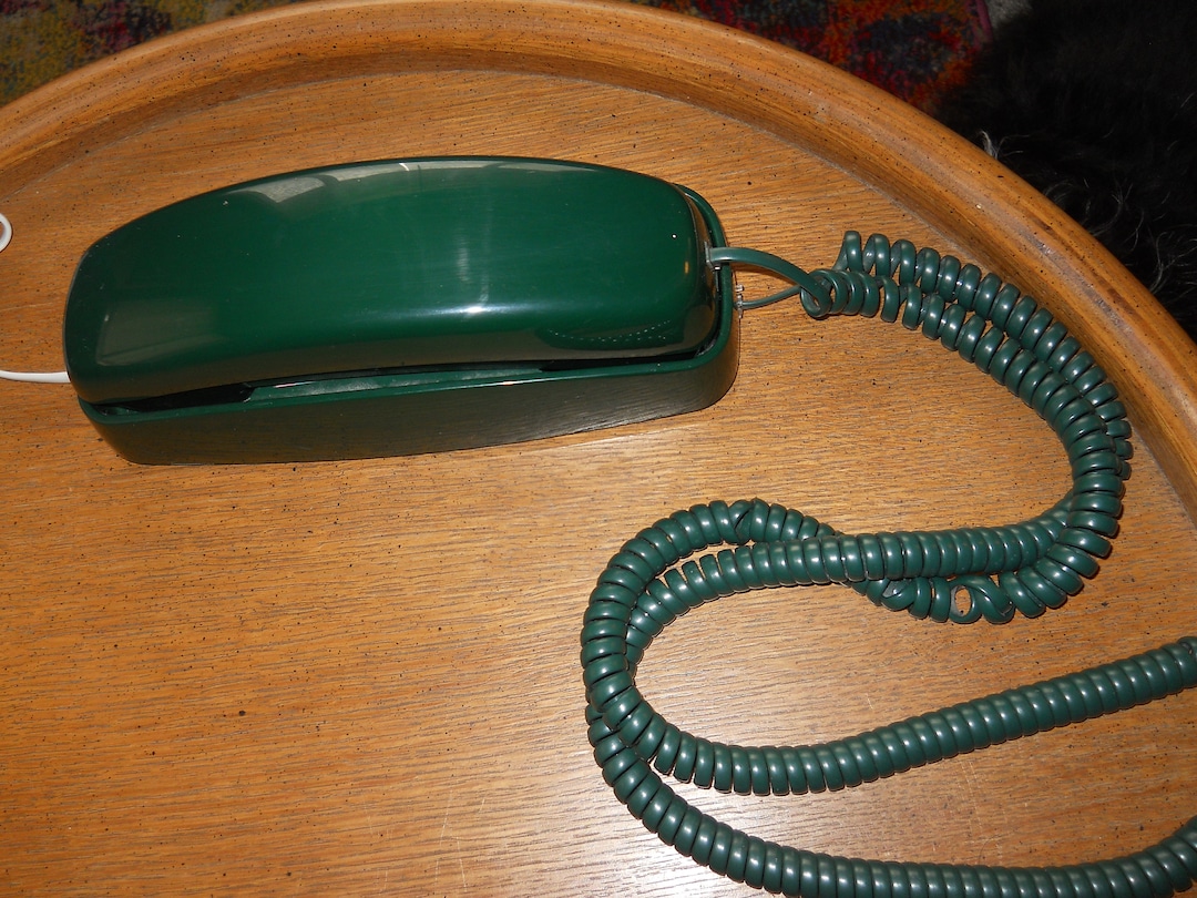 AT&T Model 210 Table Top or Wall Mount Push Button Phone Hunter Green ...