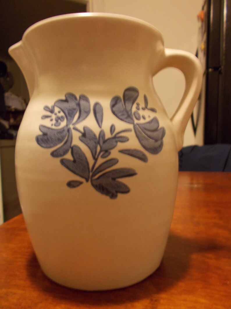 Pfaltzgraff Stoneware Pitcher 64 oz Yorktowne Pattern Etsy