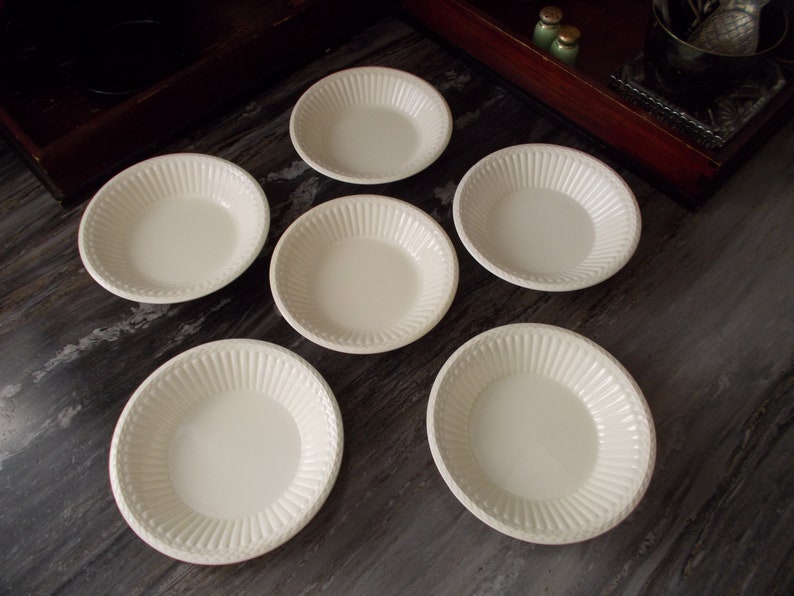 Vintage 1940/'s Wedgwood EDME of Barlaston and Eturia Dessert Fruit Bowls Set of 6
