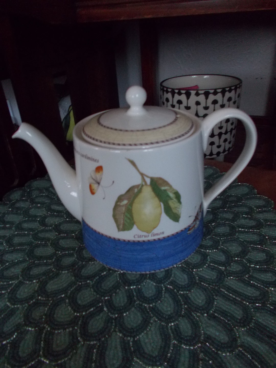 Vintage Wedgwood Teapot Sarah's Garden Queens Ware Made in England 1997
