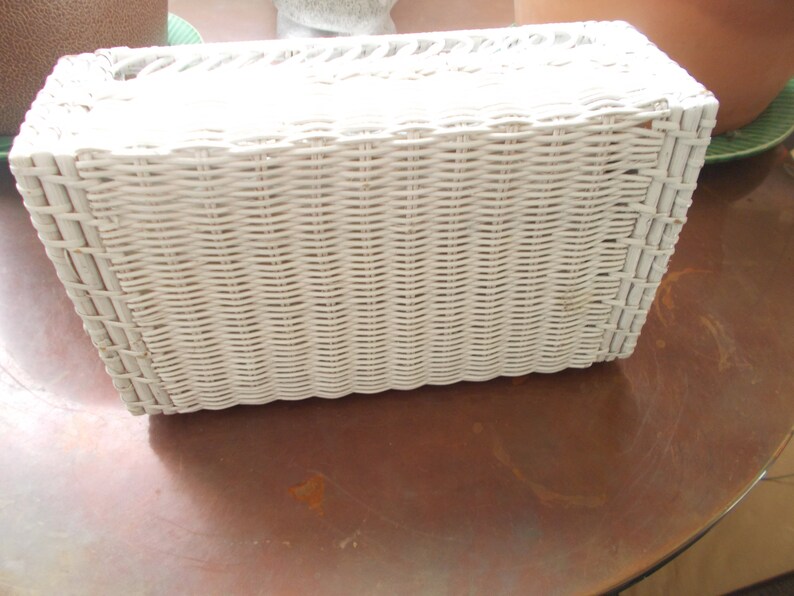Vintage White Wicker Tissue Box Holder Etsy