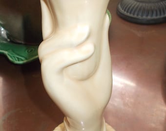 Shawnee Pottery Hand Holding Trumpet Flower Vase Circa 1960&#39;s Made in USA