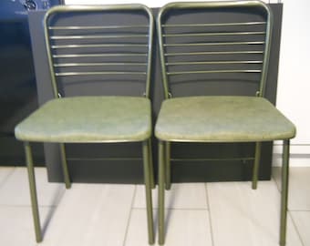 Set of 2 Vintage Cosco Folding Chairs