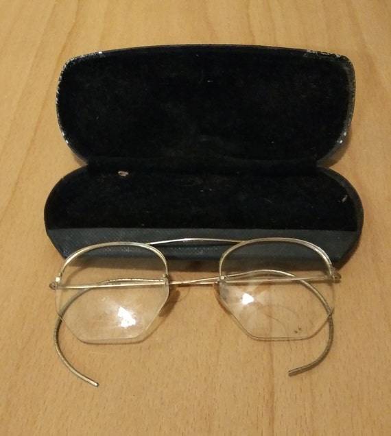 Vintage Eyeglasses With Hard Case B&L 12 K GF Cir… - image 2