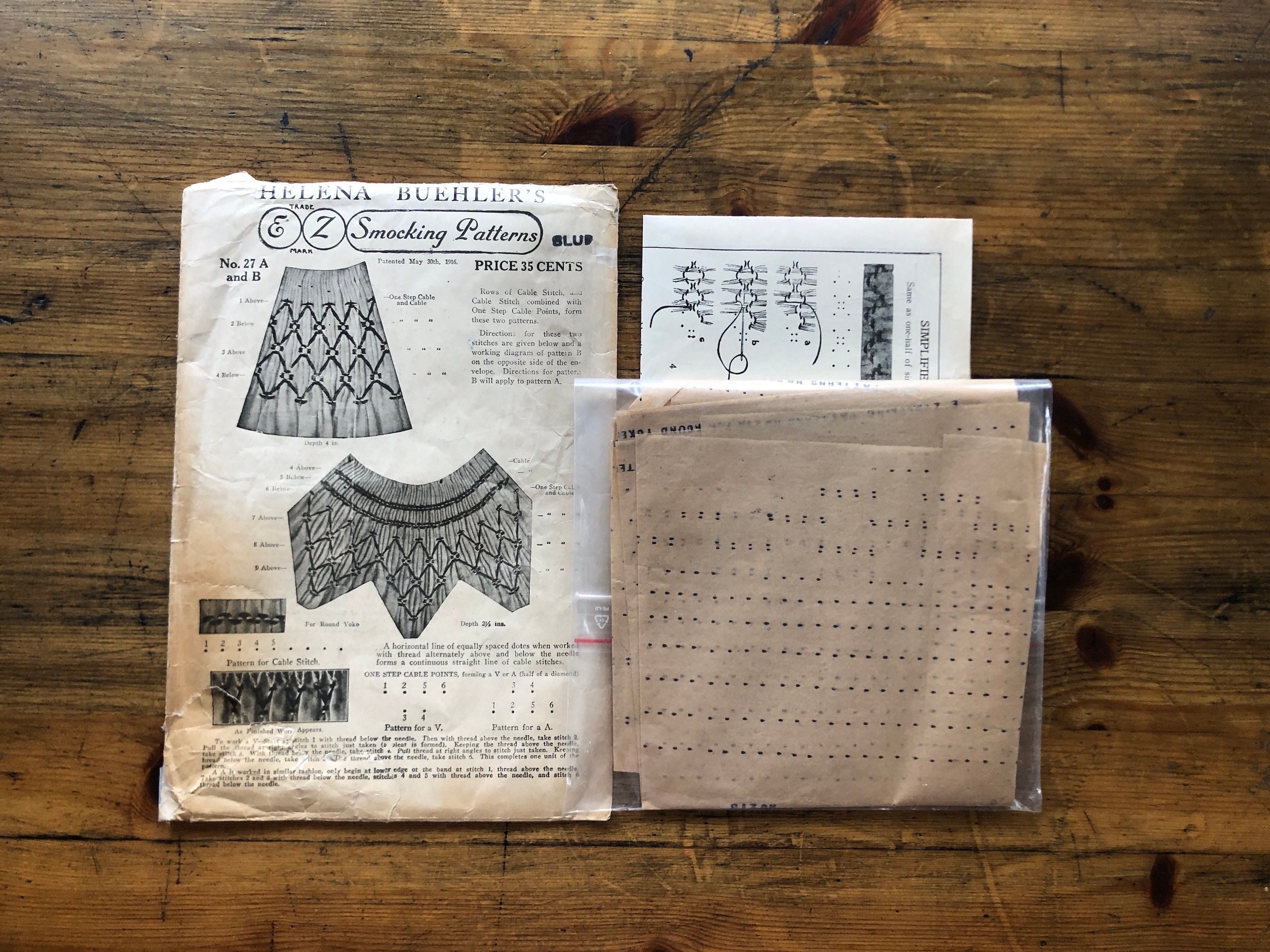 1920s Smock Dots Transfer Original 20s Houswife Paper Smocking Transfer