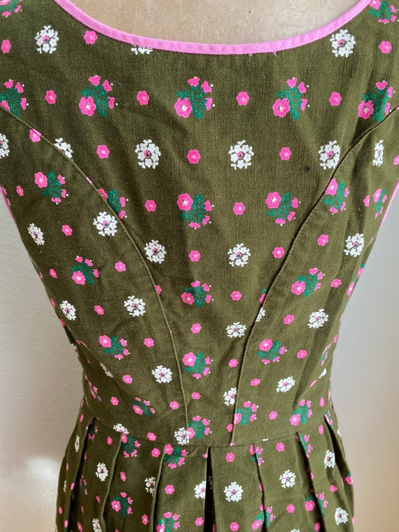 Vintage Dirndl Dress 1970s Brown Pink Floral Heav… - image 4