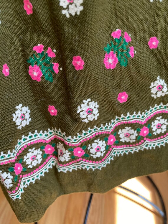 Vintage Dirndl Dress 1970s Brown Pink Floral Heav… - image 7