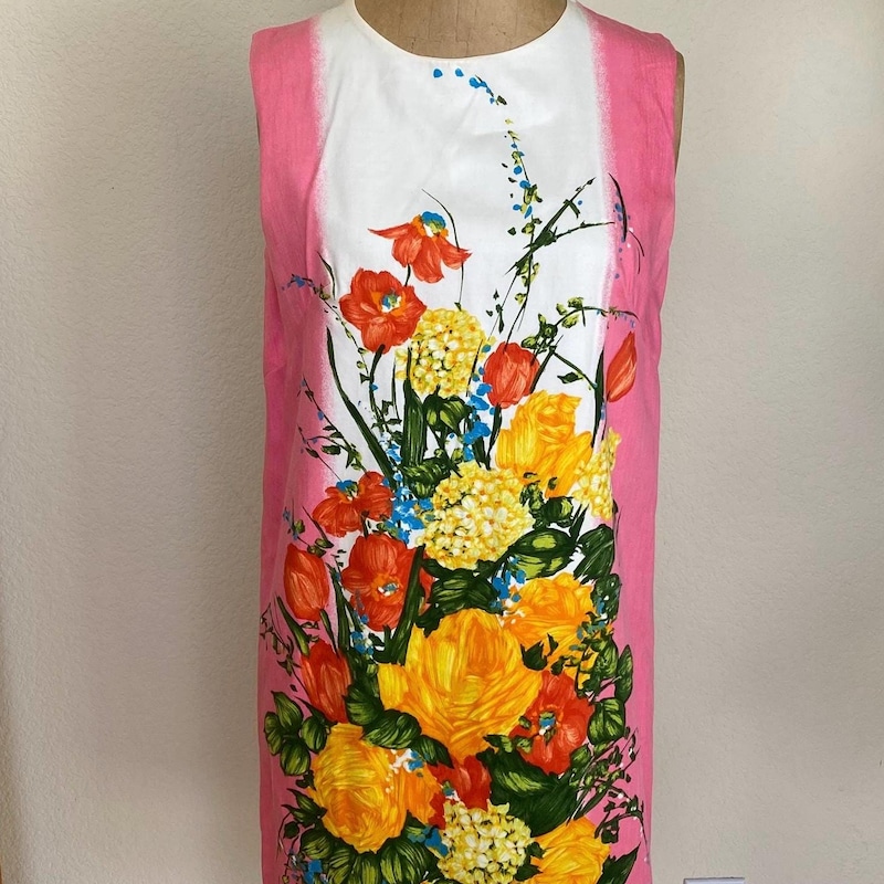 Vintage Cream Garden Shift Dress