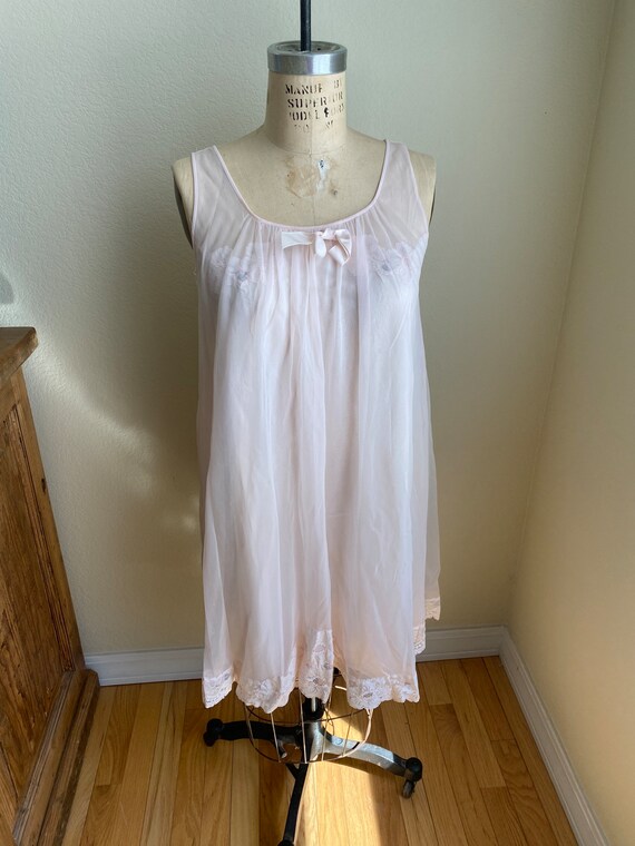 Vintage 1970s Shadowline Nightgown Negligé