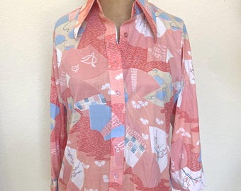 Vintage 1970s Blouse Novelty Print Nylon