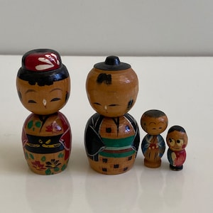 Vintage Japanese Kokeshi Dolls Family