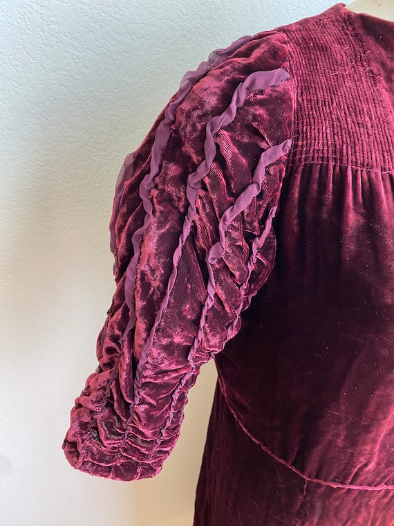 Vintage 1930s Burgundy Silk Velvet Dress Midi Len… - image 3