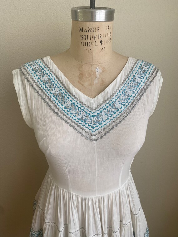Vintage 1950s Patio Dress White Turquoise Silver View 4