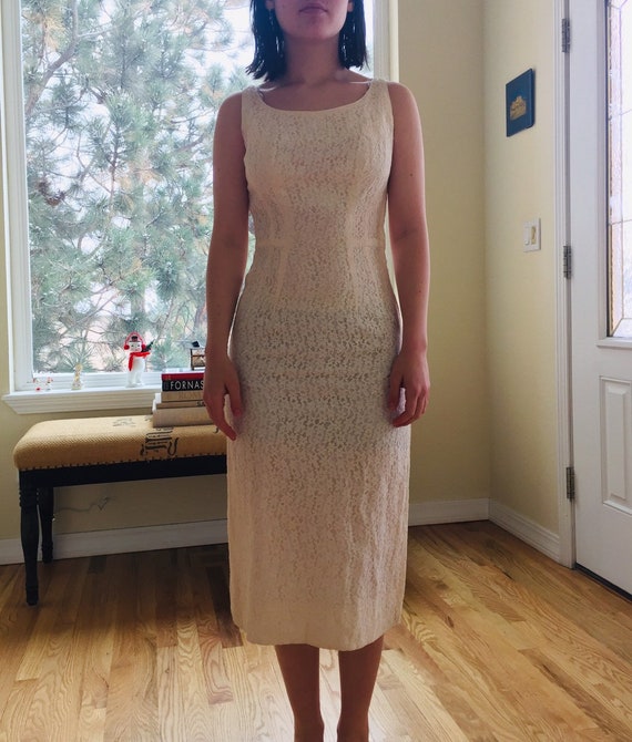 Vintage Lace Wiggle Dress 1950s off White Small - Etsy Vintage Lace Wiggle Dress 1950s off White Small - Etsy