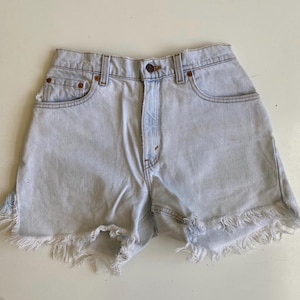 Vintage 1980s Levi’s Cut Off Denim Jean Shorts Small Light Wash